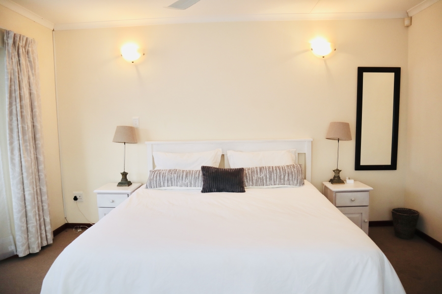3 Bedroom Property for Sale in The Island Western Cape